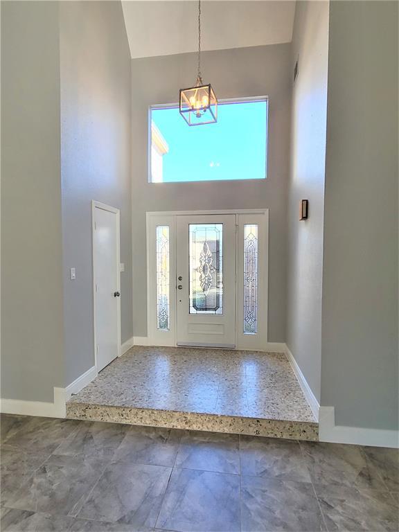 Building Photo - 15642 Boulder Oaks Dr