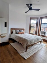 Building Photo - 378 6th Ave