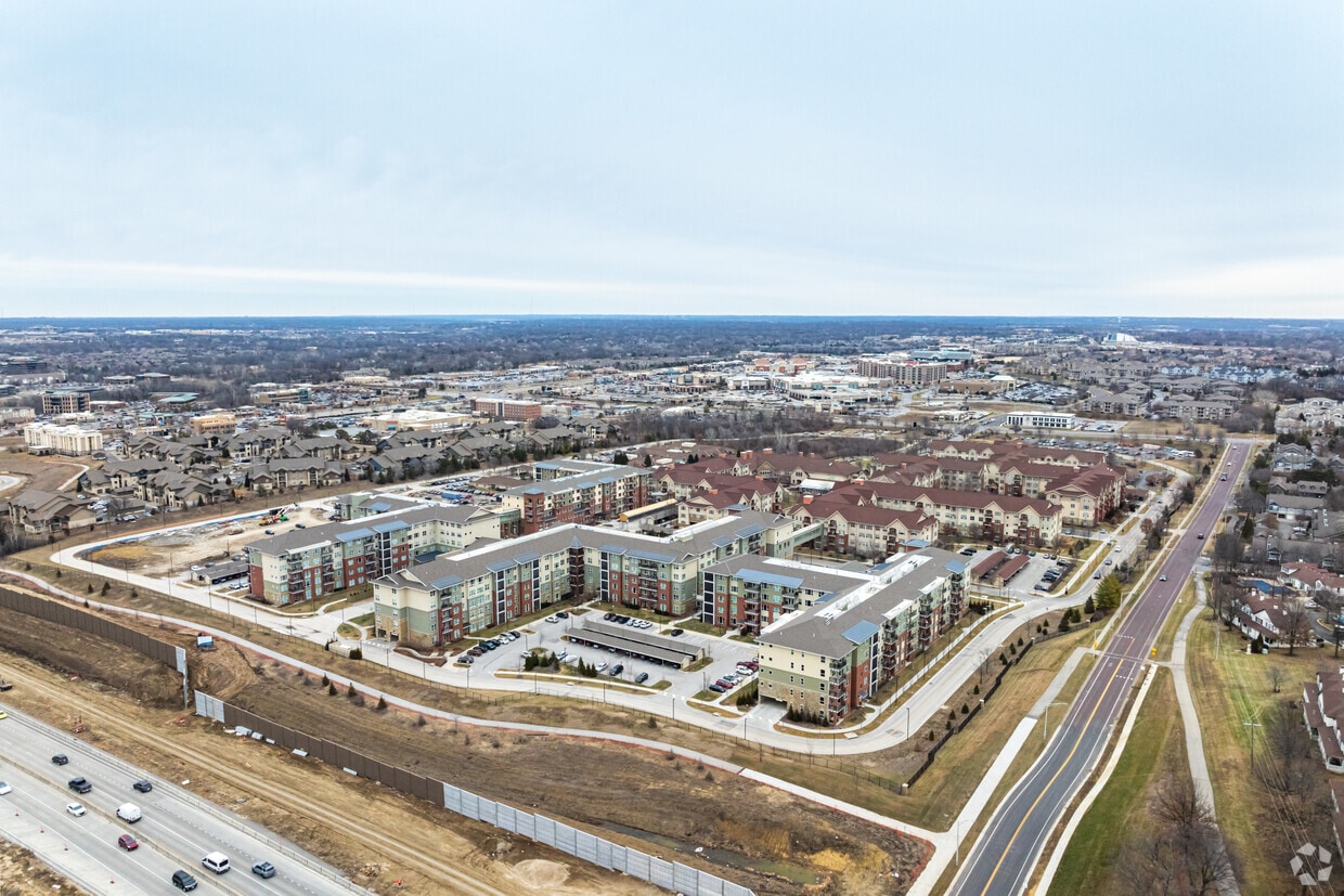 Aerial Photo - Fountain View