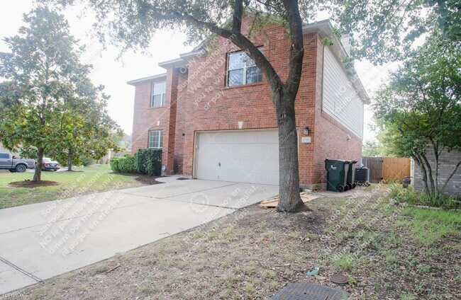 Building Photo - 3 br, 2.5 bath House - 4001 Barlow Dr