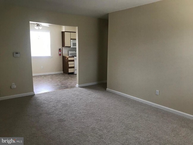 Building Photo - 43 Turtle Creek Dr