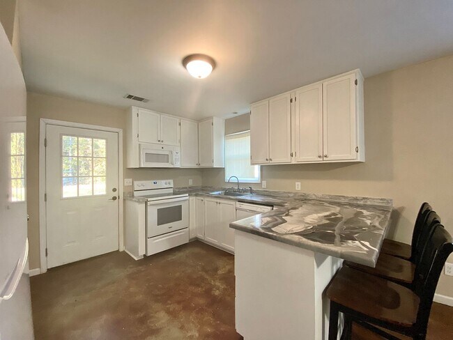 Foto del edificio - 1140 CR 194