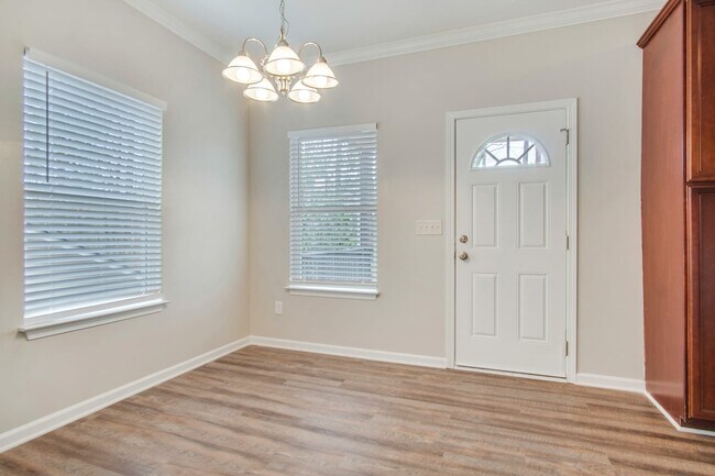 Building Photo - 173 Harwell Rd