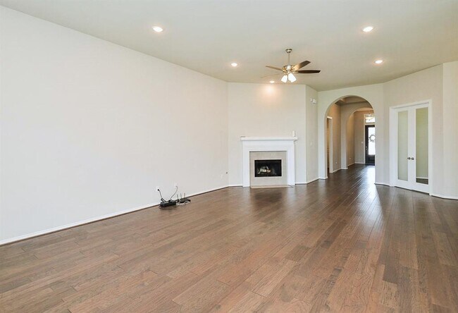 Foto del edificio - 18223 McNish Ln