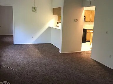 Foto del edificio - 14739 Norwood Oaks Dr