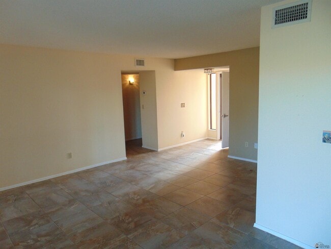 Building Photo - 11864 Calle Del Cid