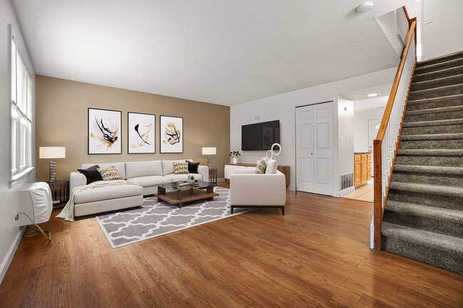 living_room_FR1_final_kct27n - President Village