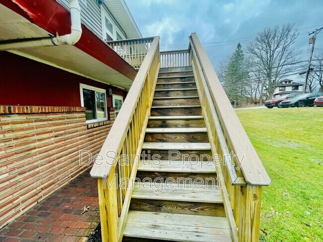 Foto del edificio - 1100 Stevenson Mill Rd