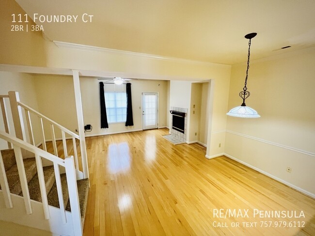 Building Photo - 2 Bedroom Townhouse in Coventry Yorktown