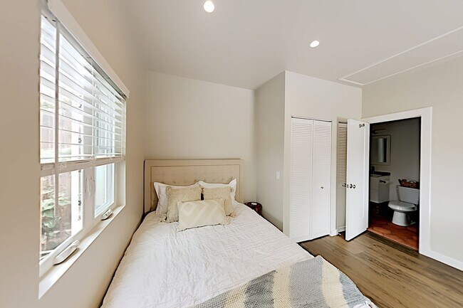 Foto del edificio - 1205 Blanchard St