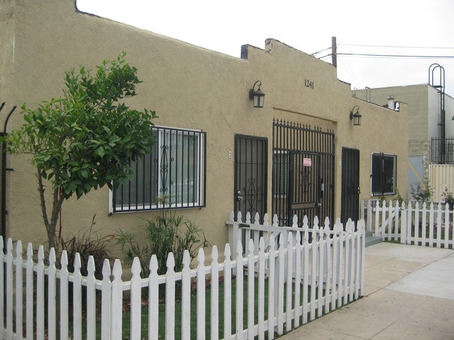 Building Photo - 1241 Dawson Ave