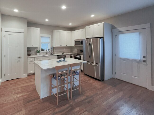 Foto del edificio - 71 Stoner Rd