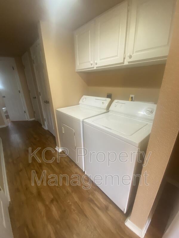Foto del edificio - 815 N 48th St