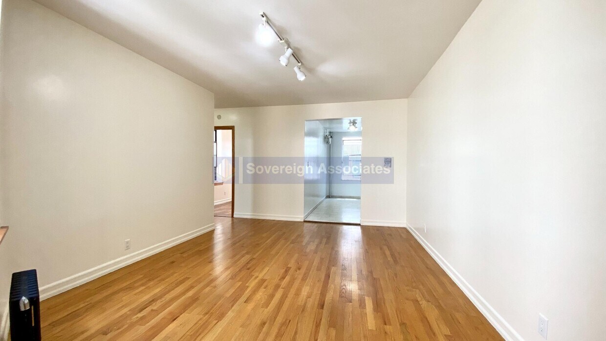 Foto principal - 10 Adrian Avenue