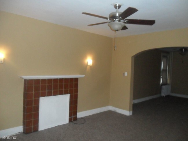 Foto del edificio - 3148 Elmora Ave