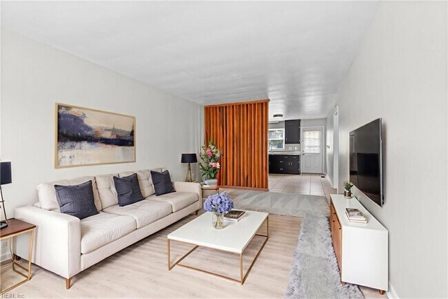 Foto del edificio - 4906 Johnson Ave