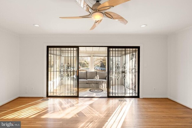 Building Photo - 500 G St SW