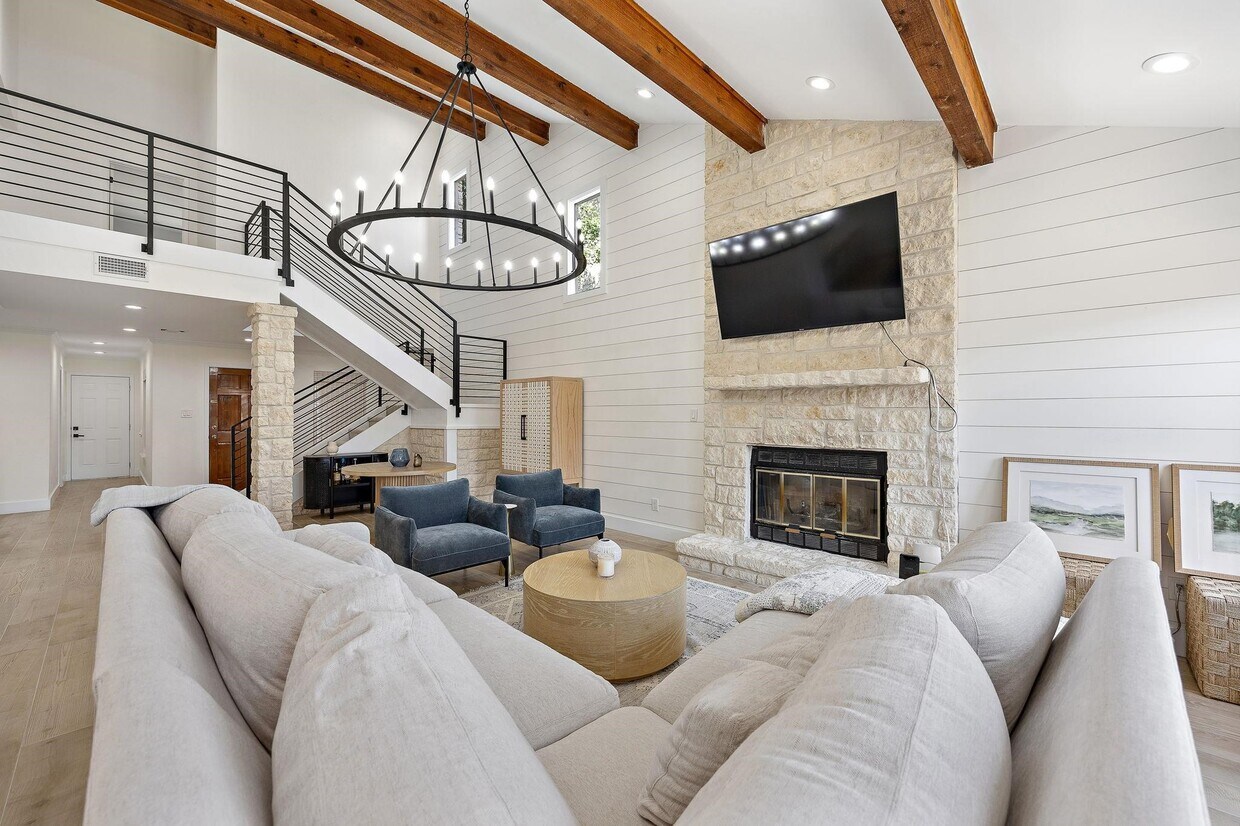 311 Lucy Ln, Horseshoe Bay, TX 78657 Condo for Rent in Horseshoe Bay