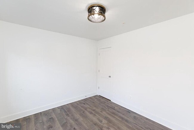Building Photo - 1209 Wynton Pl NE