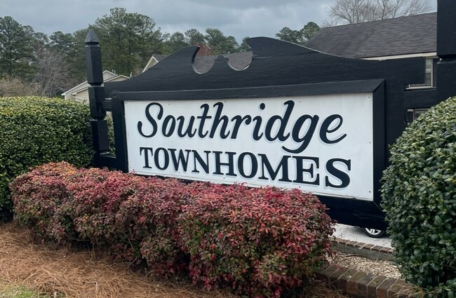 Southridge sign 2 - Southridge