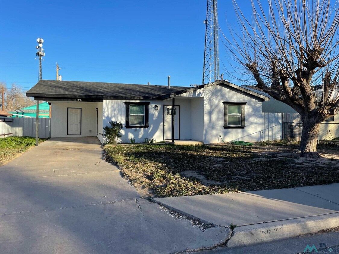 Foto principal - 1107 S 2nd St