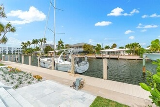 Building Photo - 273 Tropic Dr