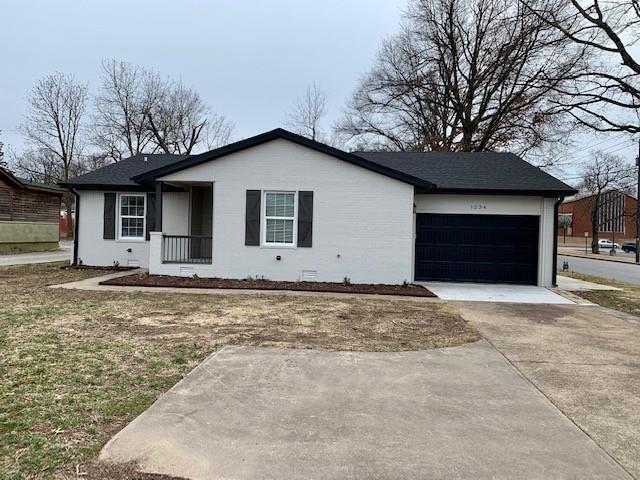 Foto principal - 1234 W Poplar St