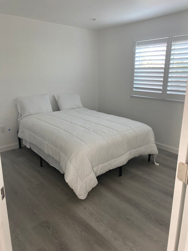 Bedroom #2 - 1114 S Exmoor Ave