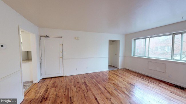 Building Photo - 333 Bellevue Ave