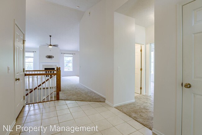 Building Photo - 4 br, 3 bath House - 11286 S 200th St.
