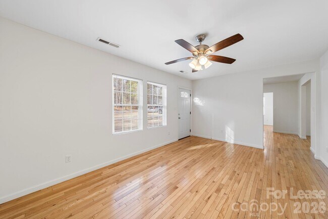 Building Photo - 5309 Waxhaw-Marvin Rd