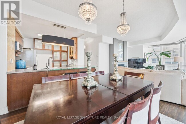 Photo du bâtiment - 500 Queens Quay W