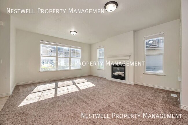 Building Photo - 14591 Elysian Way