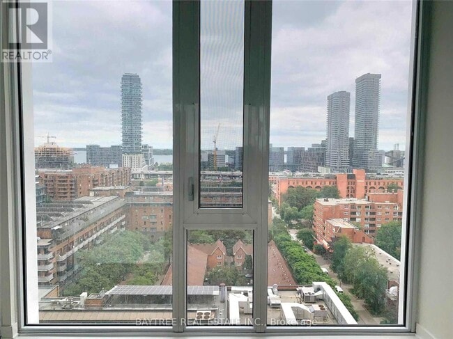 Building Photo - 158 Front St E