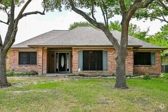 Building Photo - 11622 1 Token Dr