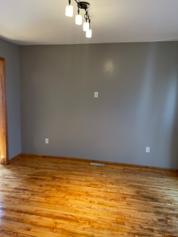 Foto del edificio - 10819 S Wentworth Ave