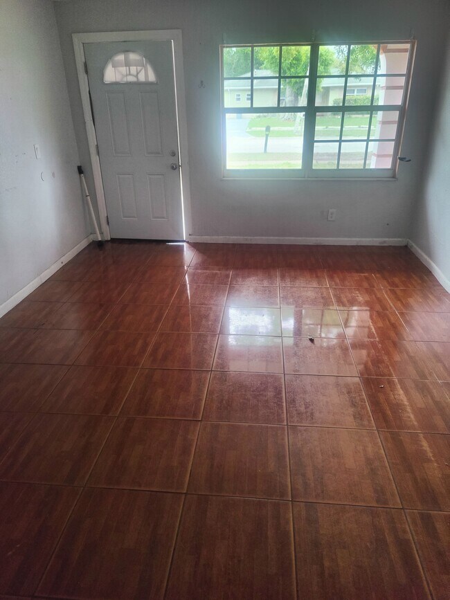 Foto del edificio - 2603 Walker Dr