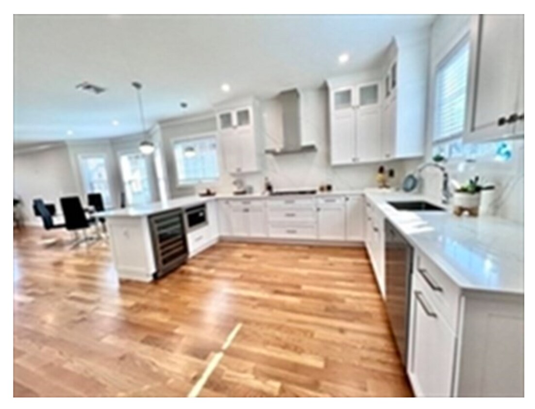 14 Park Rd Unit 2N, Belmont, MA 02478 Condo for Rent in Belmont, MA