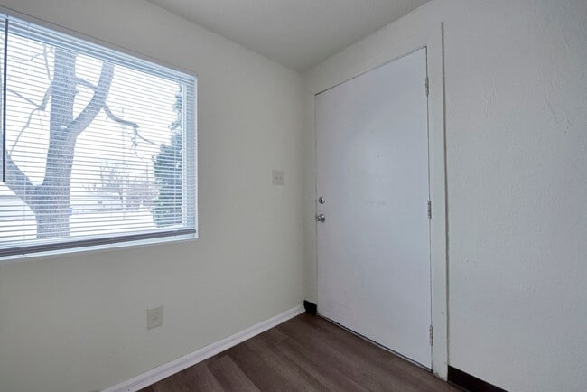 Building Photo - 3011 Markham Rd