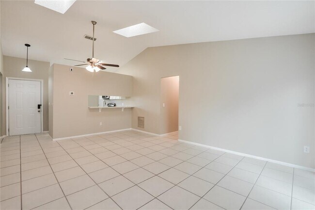 Building Photo - 2714 Waco Dr E