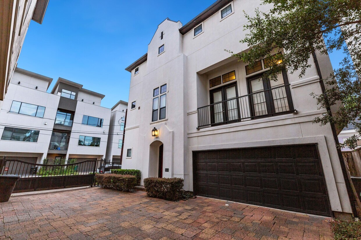 Foto principal - 1406 Hickory St