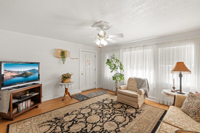 Foto principal - 451 Broad St