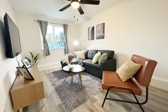 Building Photo - 2913 Aetna Way
