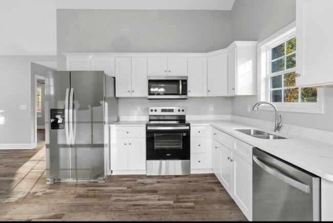 Foto del edificio - 809 Willeve Dr