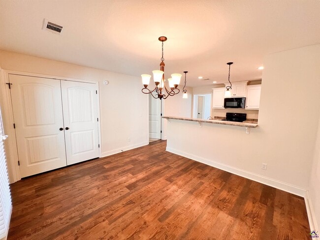 Building Photo - 209 Grayton Way