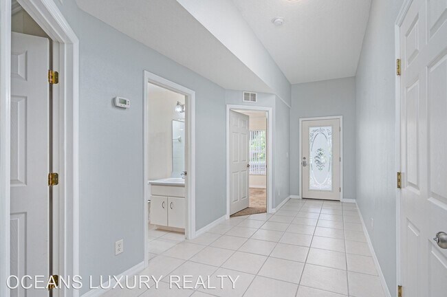Foto del edificio - 3 br, 2 bath House - 615 Herbert St