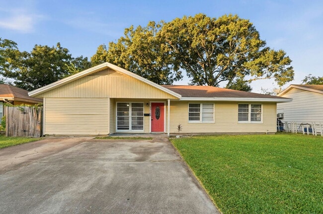 Foto del edificio - 2918 Tarpey Ave