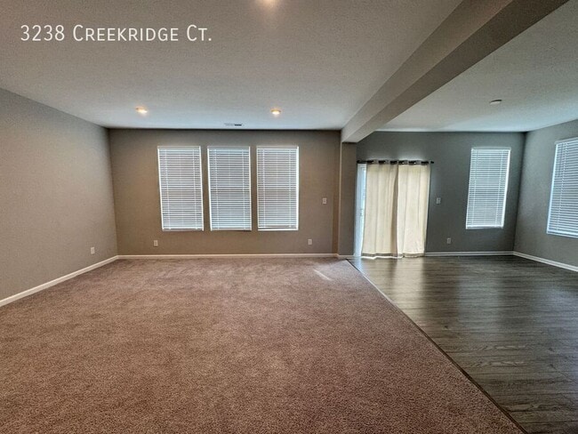 Building Photo - 3238 Creekridge Ct