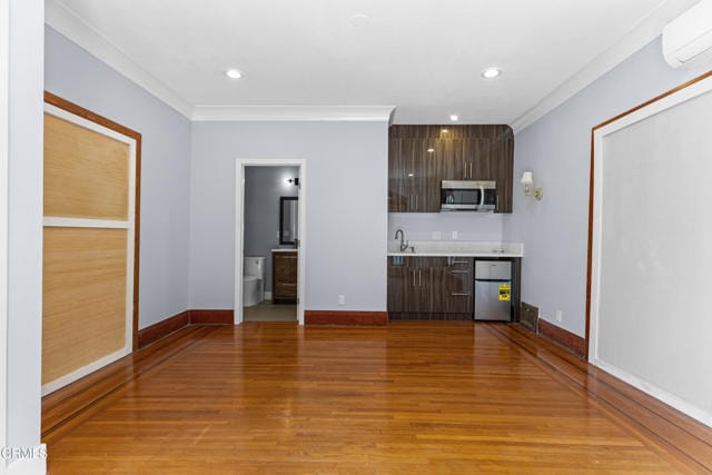 Building Photo - 1115 S Wilton Pl