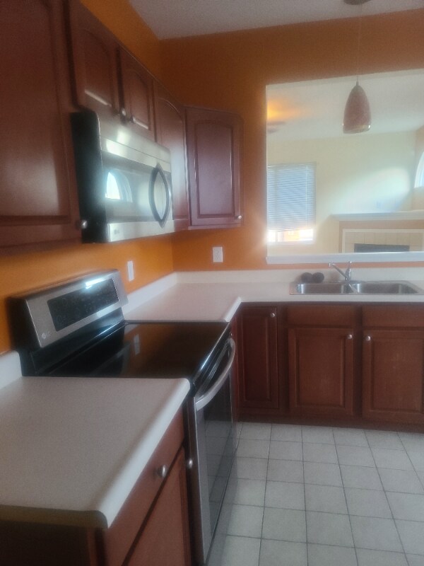 Foto del edificio - 2459 Aldermont Ct